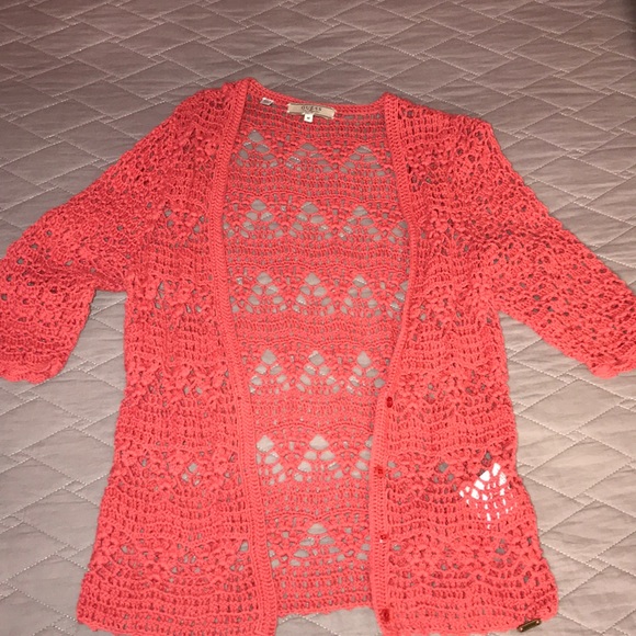 Guess - Picture 1 of 7